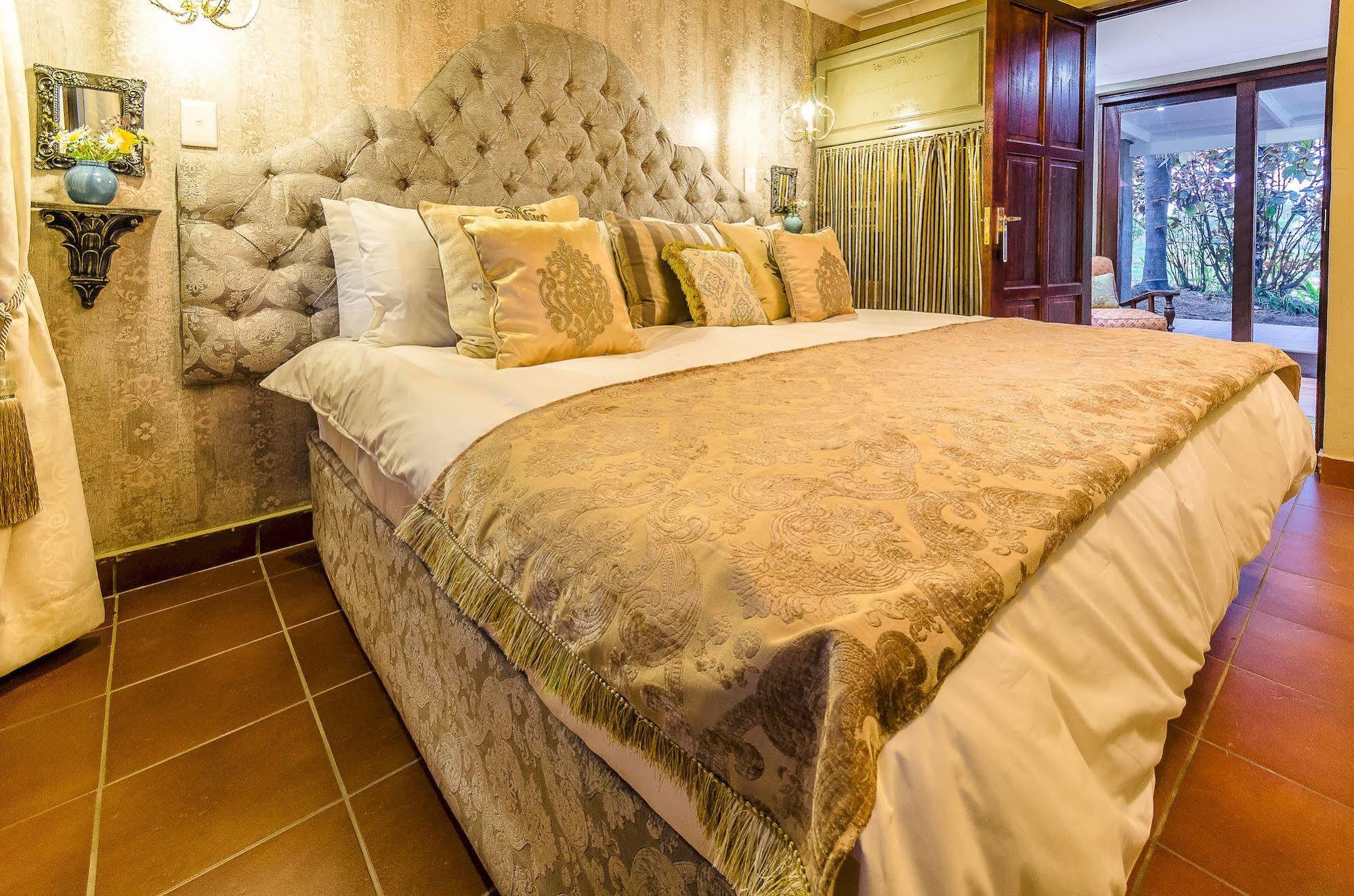 Belgrace Boutique Hotel Уайт-Ривер Экстерьер фото