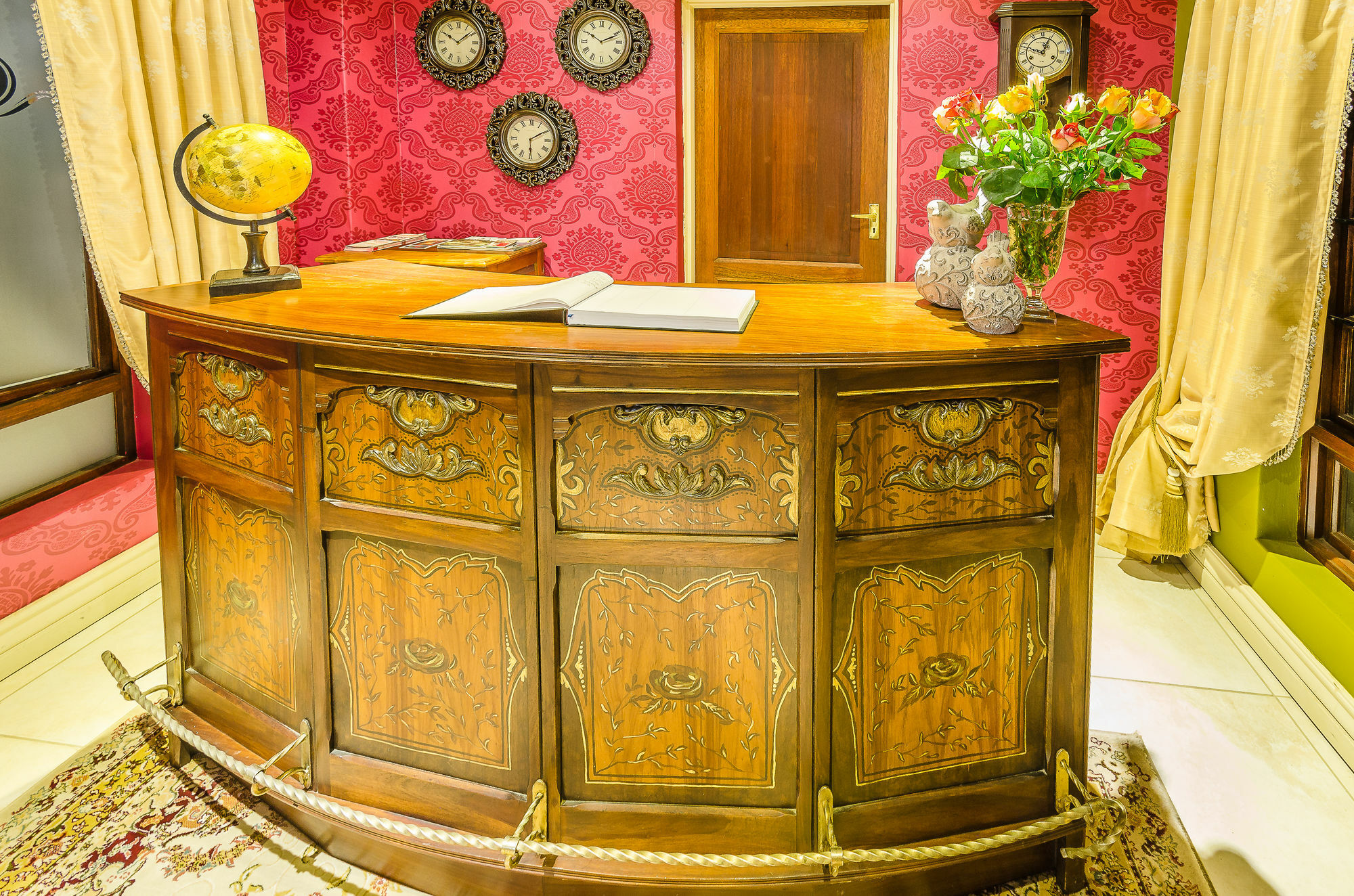 Belgrace Boutique Hotel Уайт-Ривер Экстерьер фото